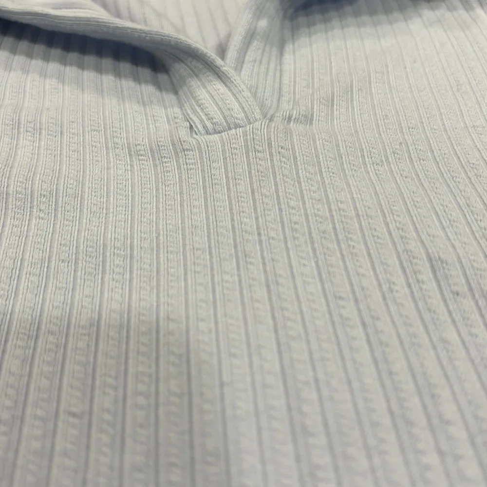 Hollister must-have collection ribbed baby blue tee - Picture 4 of 5